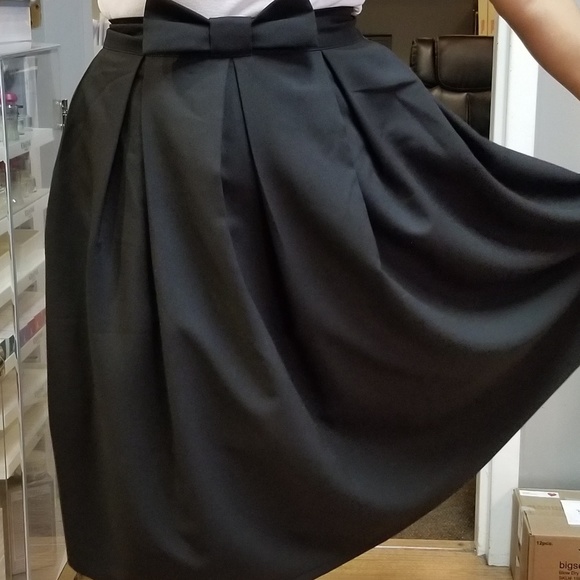 Skirt - Picture 4 of 6